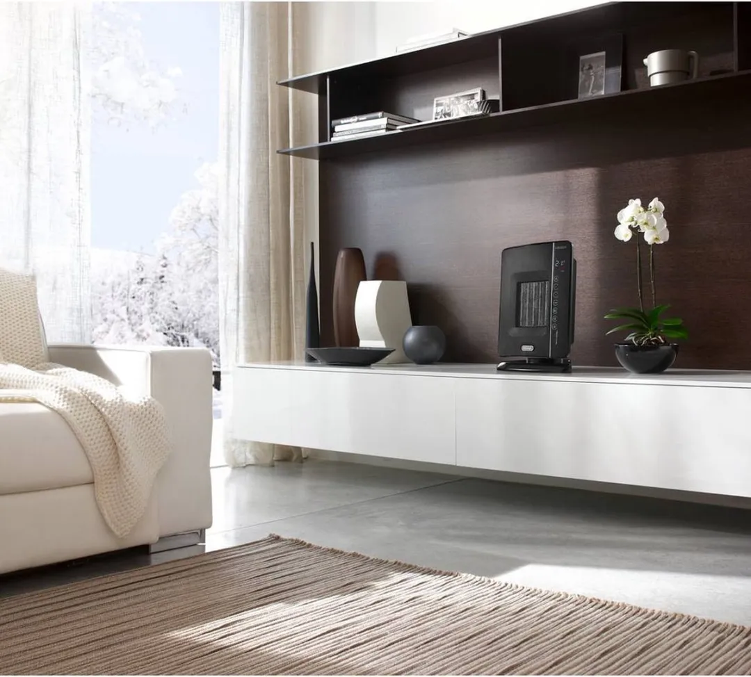 De'Longhi DCH7993ER.BC Keramische Ventilatorkachel 2400W - Zwart