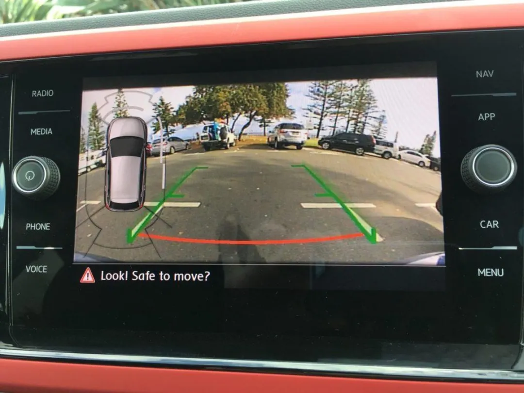 Volkswagen T-Roc Achteruitrijcamera - afbeelding 6 van 6