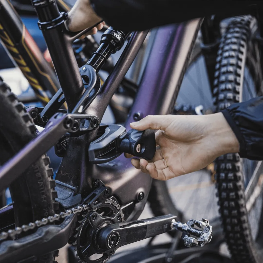 Thule EasyFold XT FIX4BIKE 966500 Fietsendrager - 1 Fiets - Aluminum - afbeelding 6 van 6