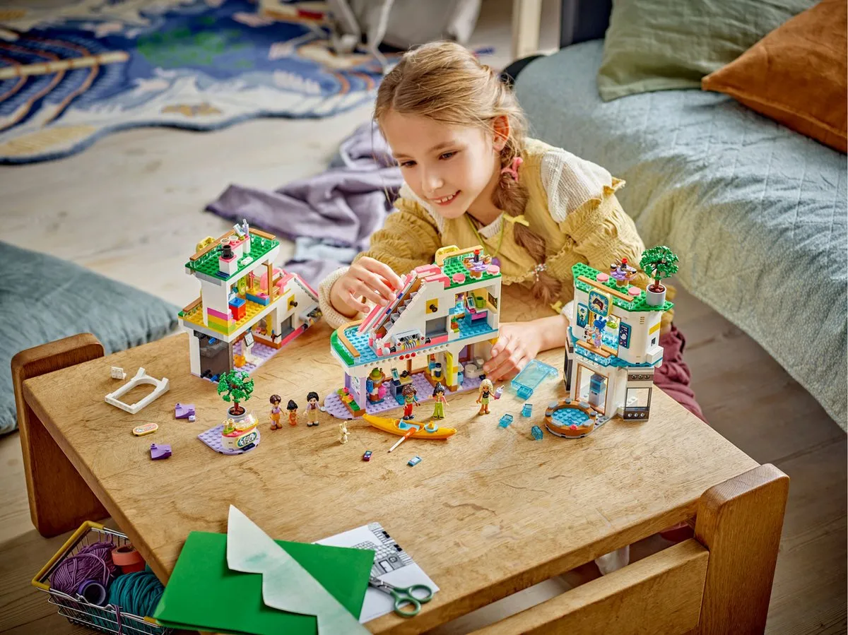 LEGO Friends Heartlake City Winkelcentrum 42604 - 1237 Stukken