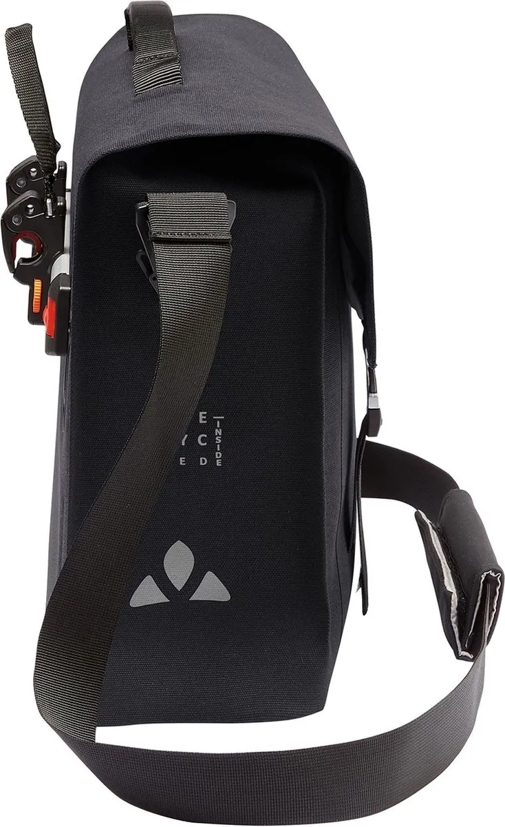 Vaude Bayreuth IV M 12 Fietstas - 36cm - Zwart
