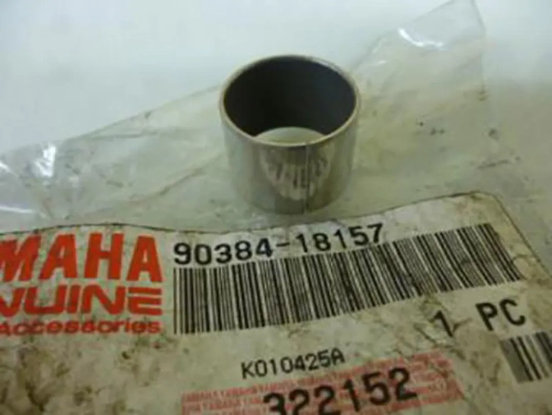 Yamaha 250 TY Schokdemper Geleiderbus 90384-18157