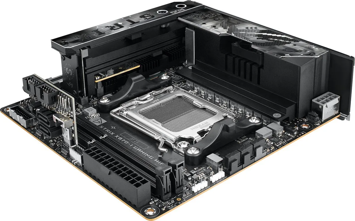 ASUS ROG Strix X870-I GAMING WIFI Moederbord - AM5 Mini-ITX