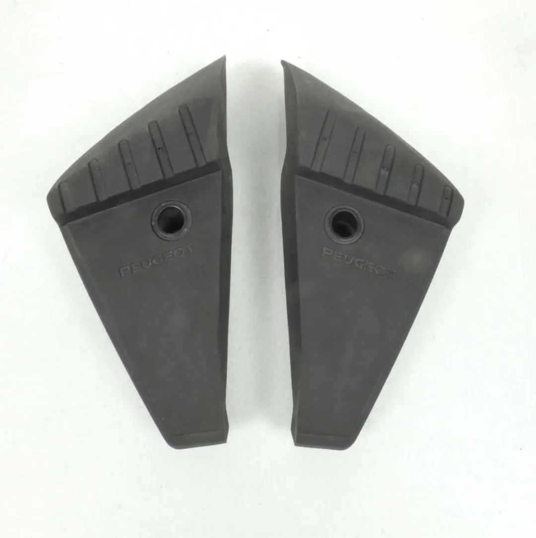 Peugeot Cale-pied passagier 400 Satelis RS A05841 - Zwart