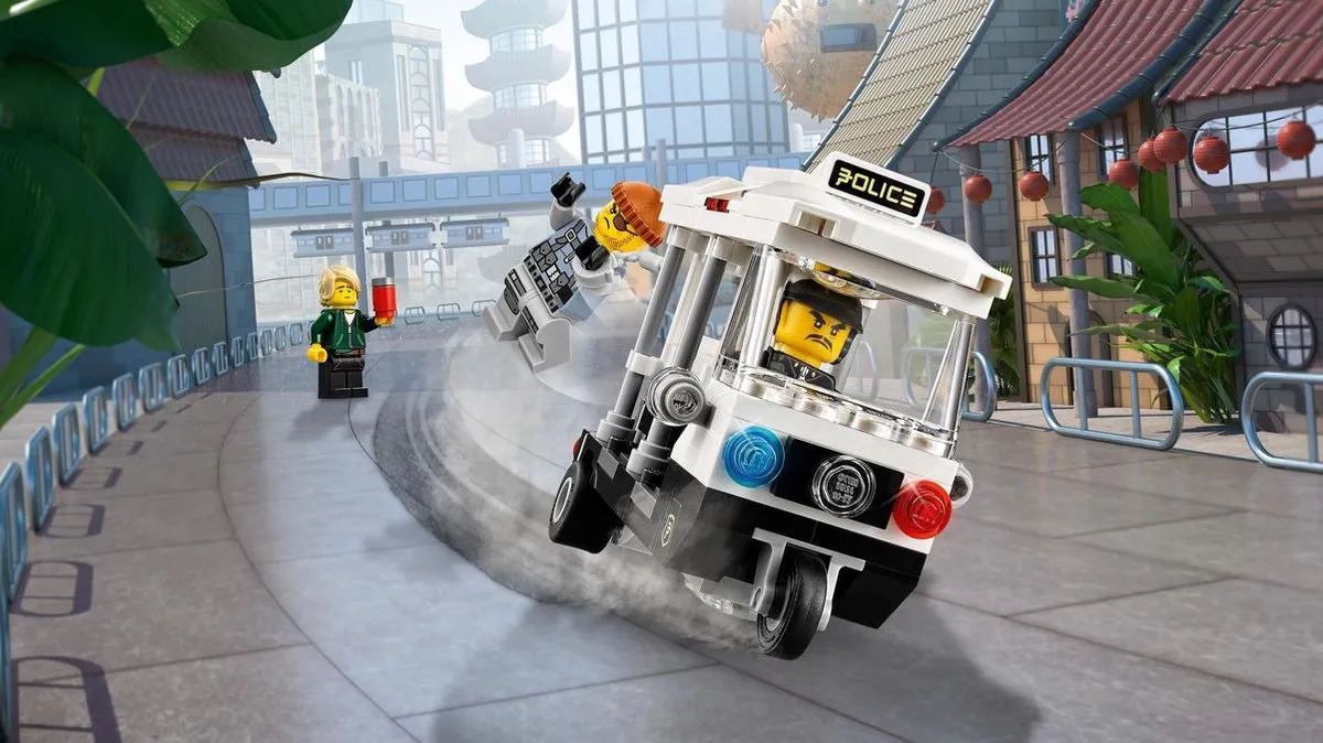 LEGO Ninjago Movie Achtervolging Stad 70607 - 233 Stukken