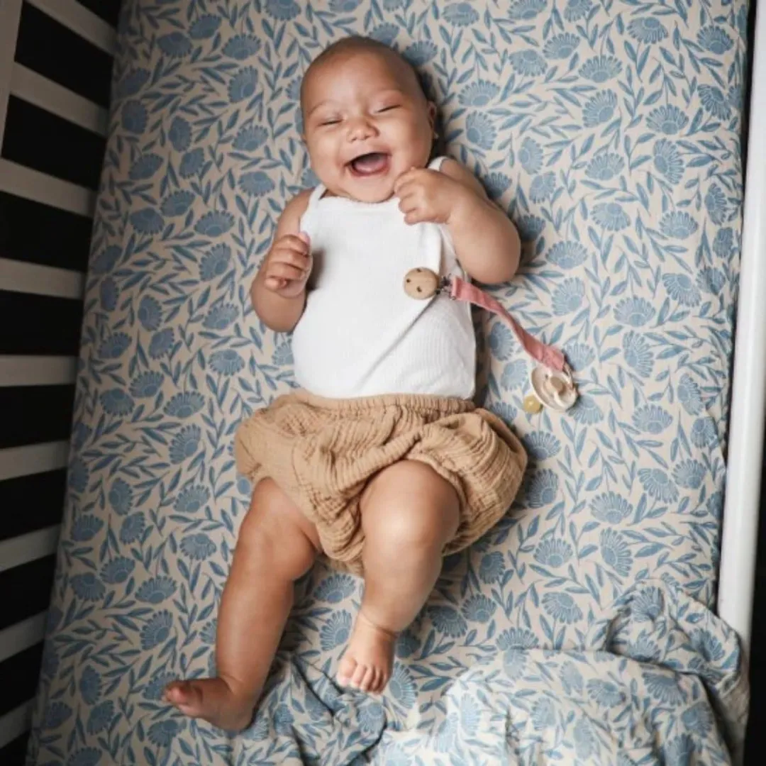 Mushie Hydrofiele Doek XL Swaddle - 120x120cm - Blue Flowers