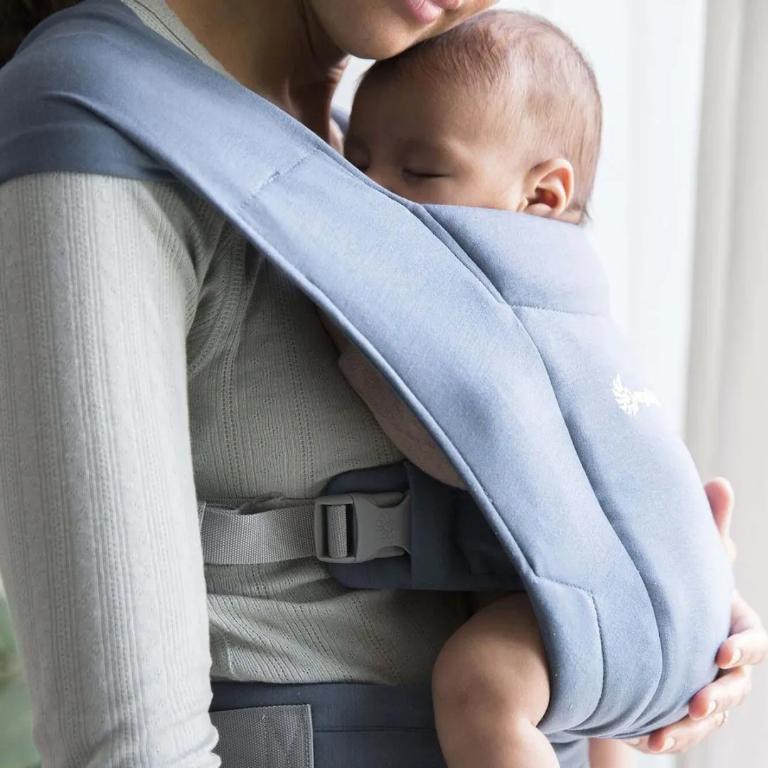 Ergobaby Embrace Draagzak - Oxford Blue
