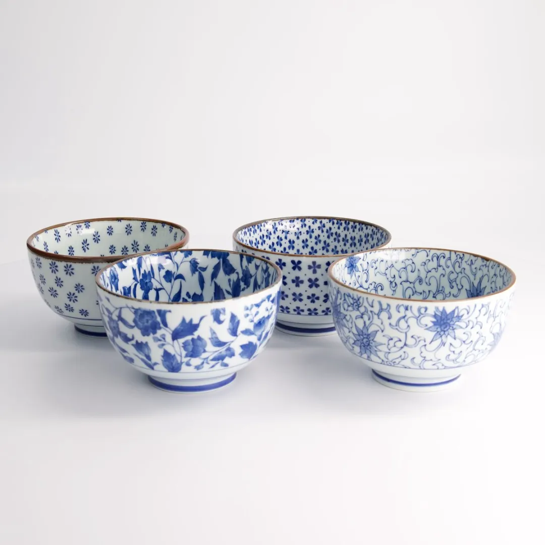 Tokyo Design Studio Blue Flower Kommen Set 4x550ml - Geschenkdoos