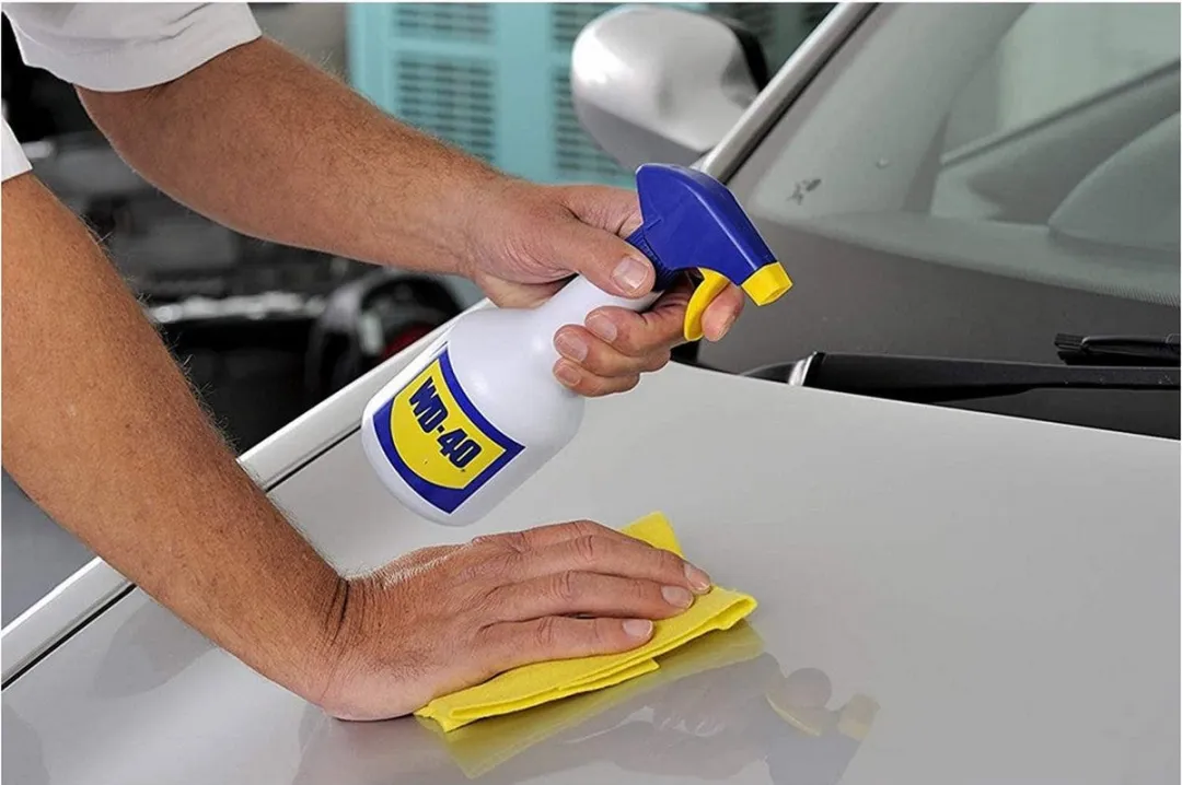 WD-40 - Multi-Use Product - 5L Jerrycan - Met Gratis Spuitfles