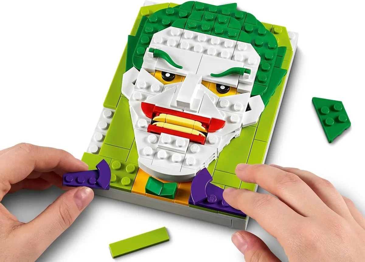 LEGO Brick Sketches The Joker 40428