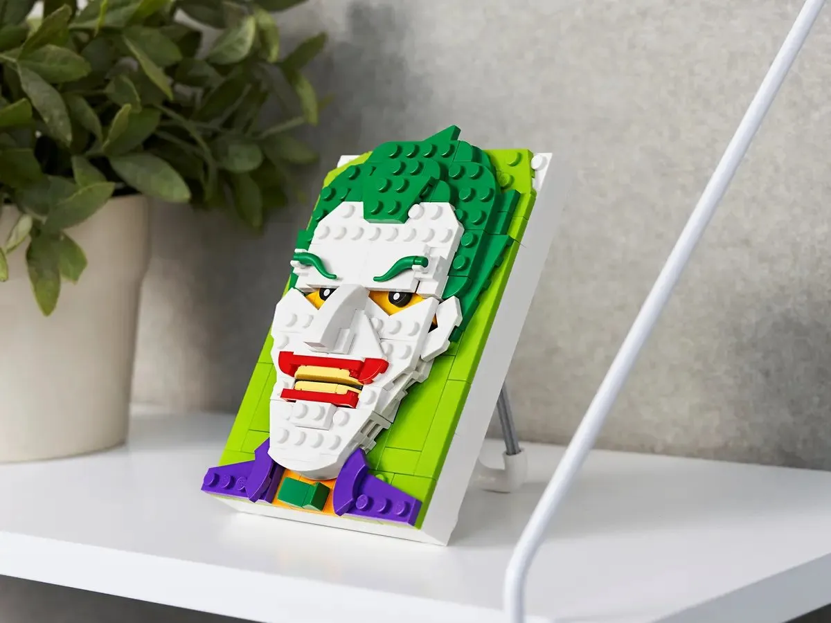 LEGO Brick Sketches The Joker 40428 - afbeelding 6 van 6