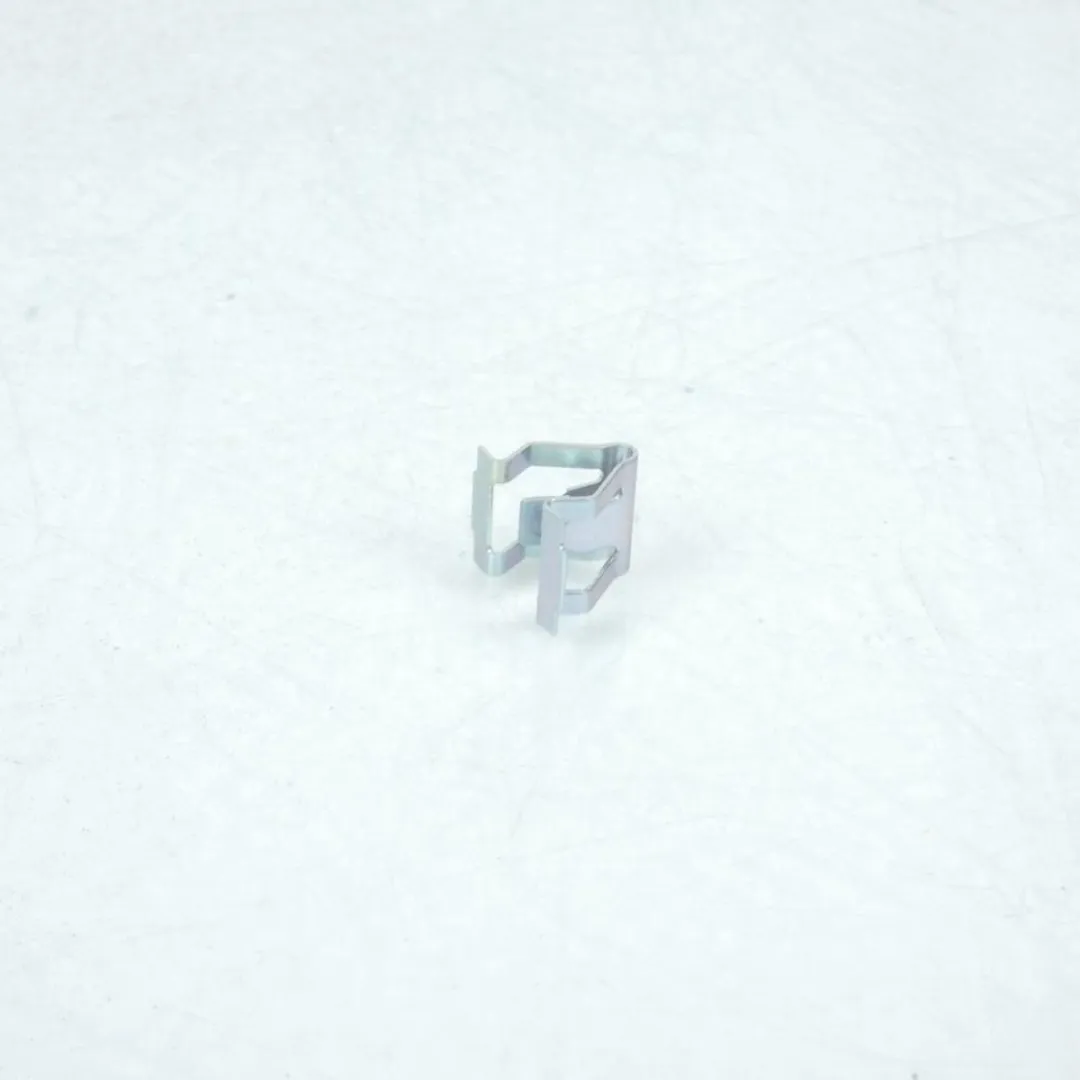 Yamaha 500 T-Max Achterwandclip 90468-040A0