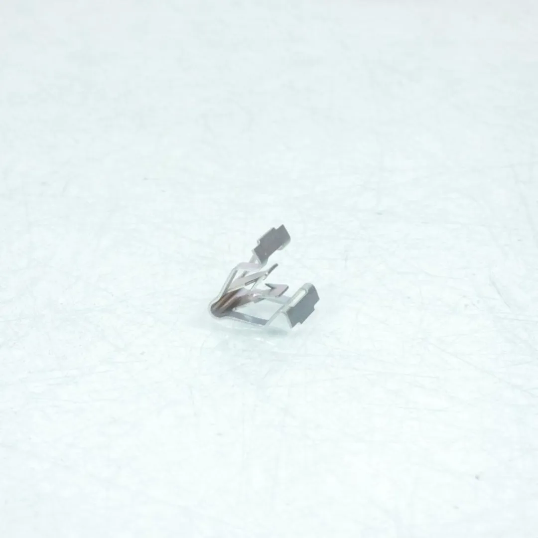 Yamaha 500 T-Max Achterwandclip 90468-040A0