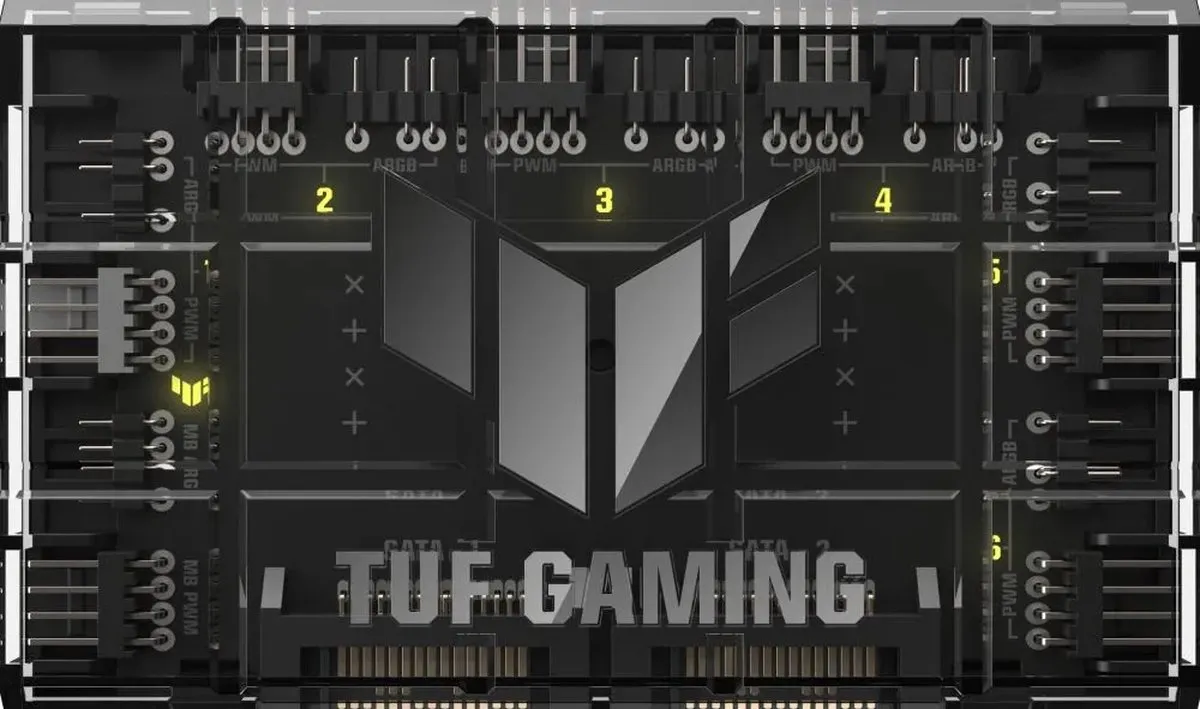 ASUS TUF Gaming ARGB PWM Fan Hub 90DA00C0-B09000 - Zwart