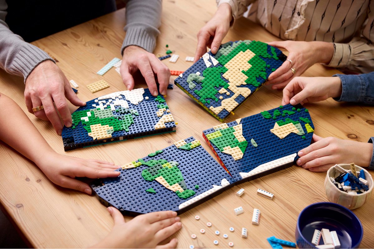 LEGO Vakantieherinneringen bouwset met wereldkaart - 41838