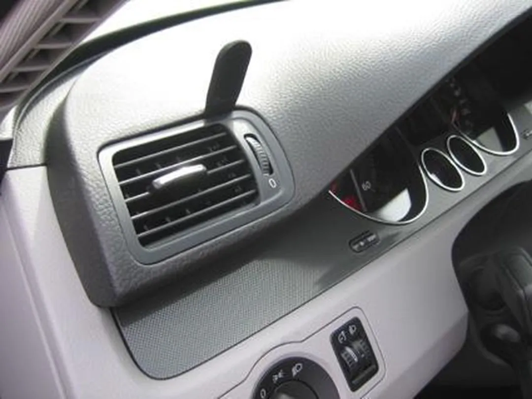 Brodit ProClip 803606 Telefoonhouder - Volkswagen Passat/CC/Alltrack - Zwart