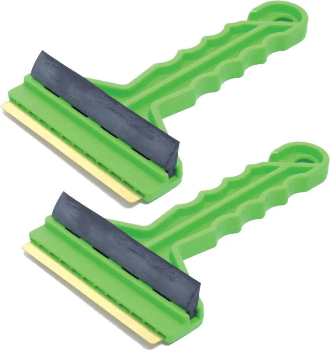 IJskrabber / autoraam krabber - 2x stuks - groen - kunststof - met hard blad - rubberen trekker - 9 x 16 cm - ruiten - sneeuw en ijsvrij maken