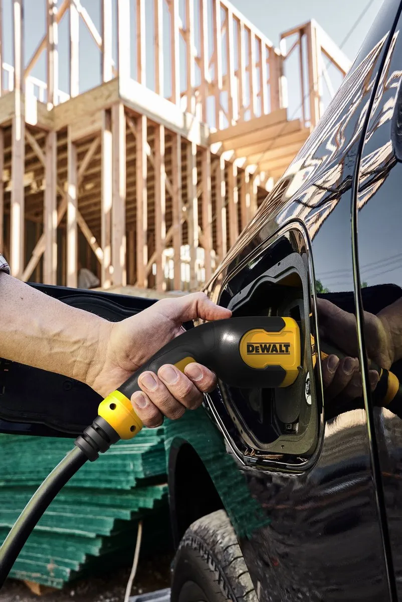 DeWalt 3.7kW Type 2 Oplaadkabel 5m - 32A - Geel/Zwart