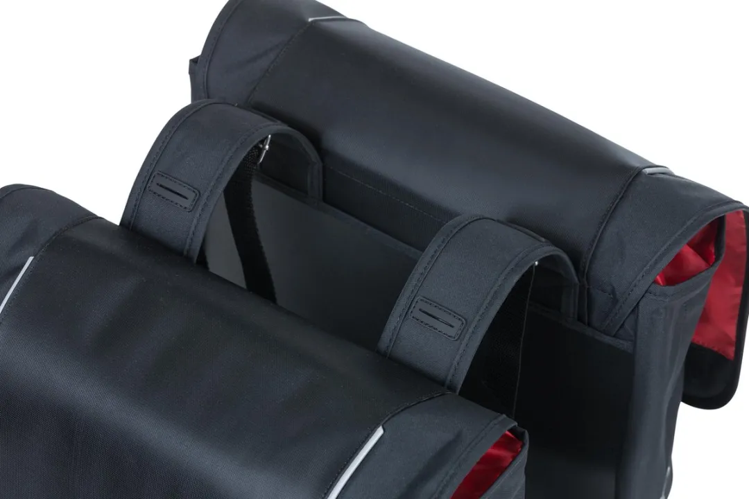 Basil Sport Design Dubbele Fietstas 32L - Zwart