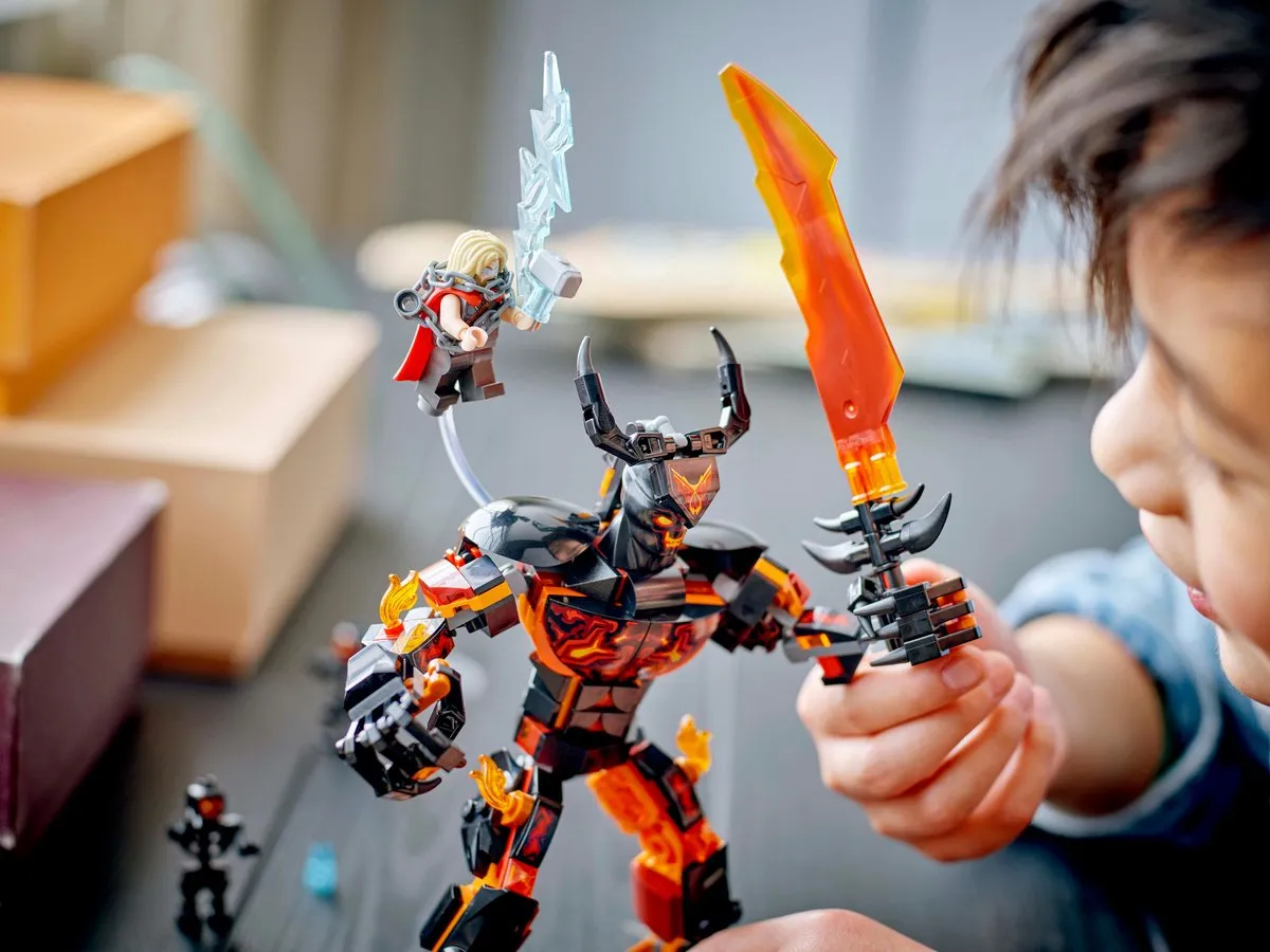 LEGO Marvel Thor vs. Surtur 76289 - 245 Stukken - Meerkleurig