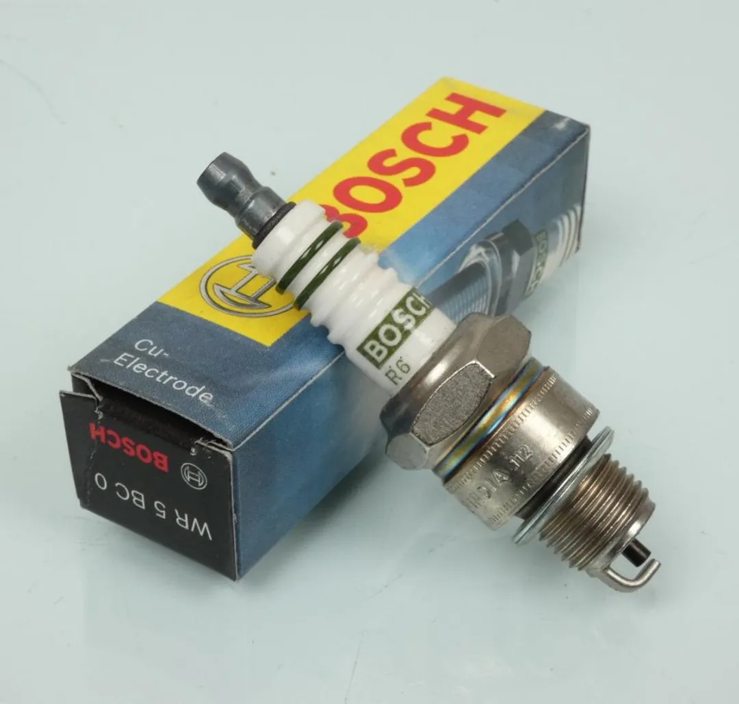 Bosch Bougie voor Honda 50 X8R S/R 1999-2004