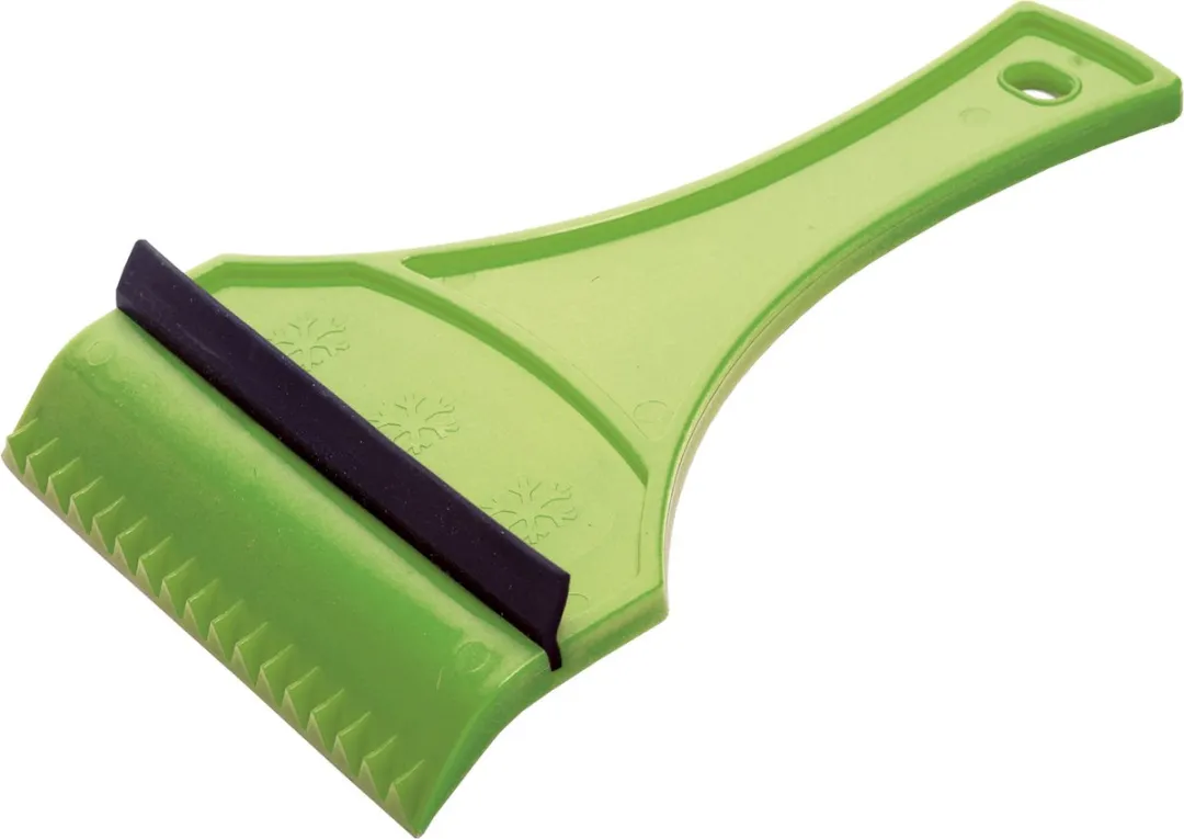 Functionele ijskrabber met rubberen trekker groen van 18 cm met ruiten ontdooier spray set - autoramen met vorst