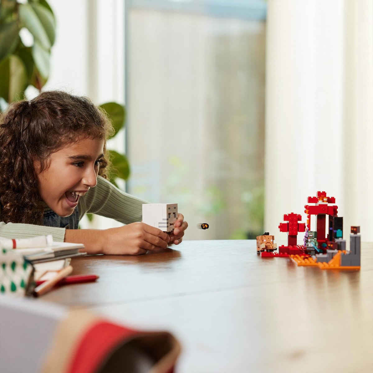 LEGO Minecraft Hinderlaag bij het Nether-portaal - 21255