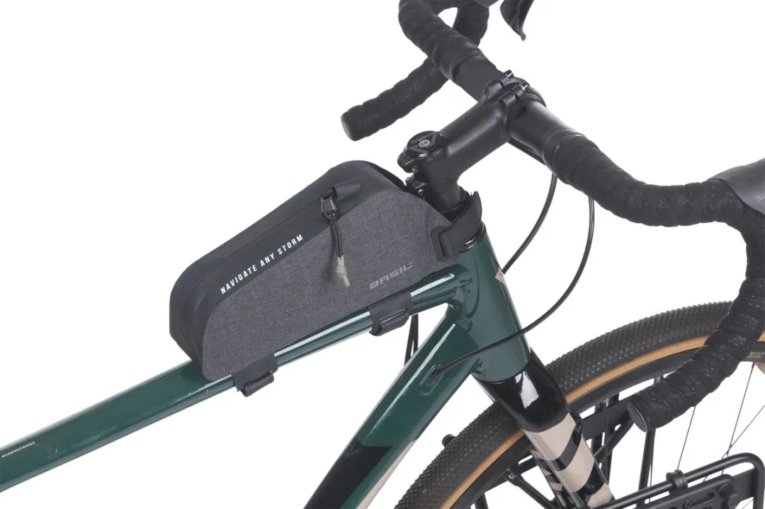 Basil Navigator Storm Fietstas 0.8L - Zwart