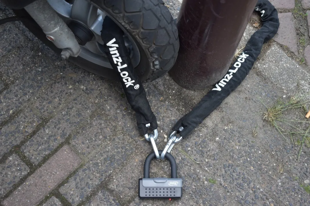VINZ Nuptse Kettingslot / Motorslot / Scooterslot / Beugelslot / Schijfremslot / Slot van Gehard Staal - 150cm