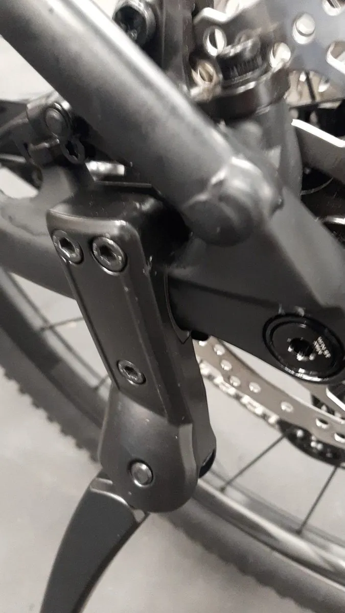 Ursus Verstelbare fietsstandaard - aluminium - zwart - 355 mm - max. 25 kg - voor achtervork