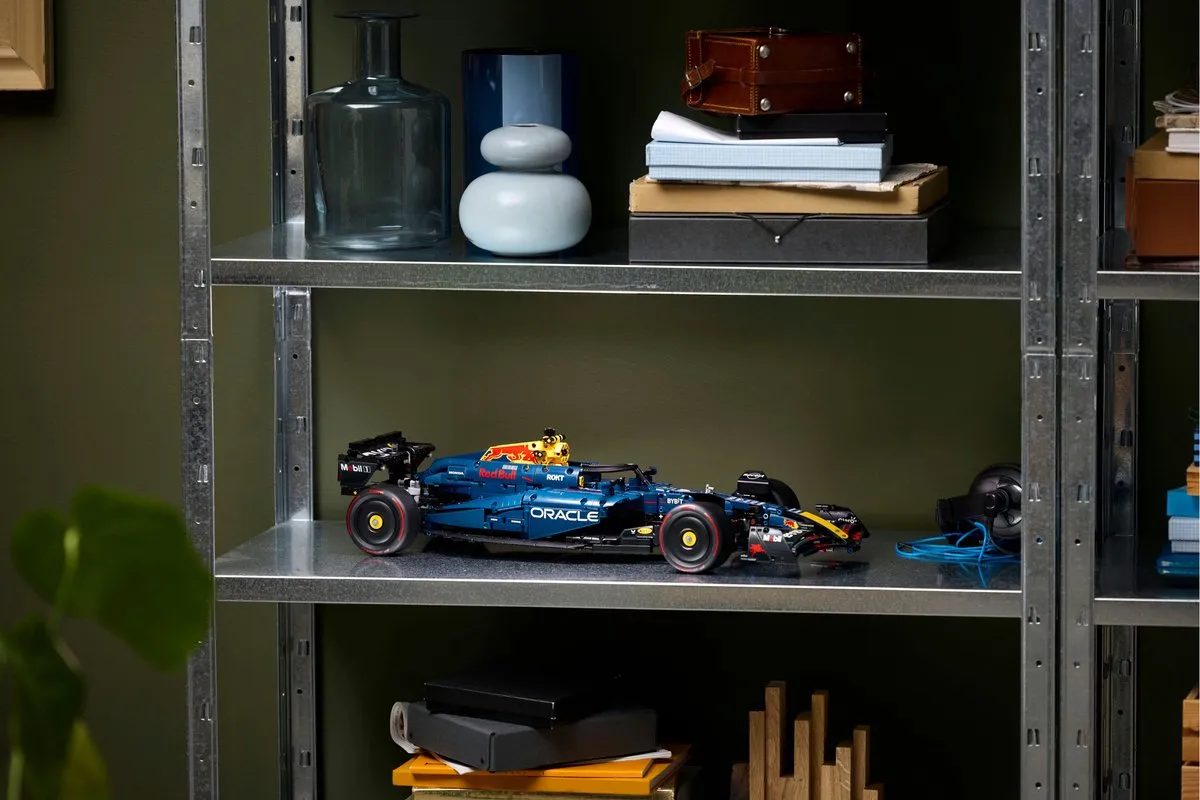 LEGO Technic Oracle Red Bull Racing RB20 F1 Auto 1639 Stukken