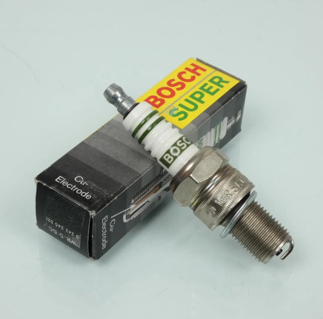 Bosch Bougie d'allumage WR8DCX