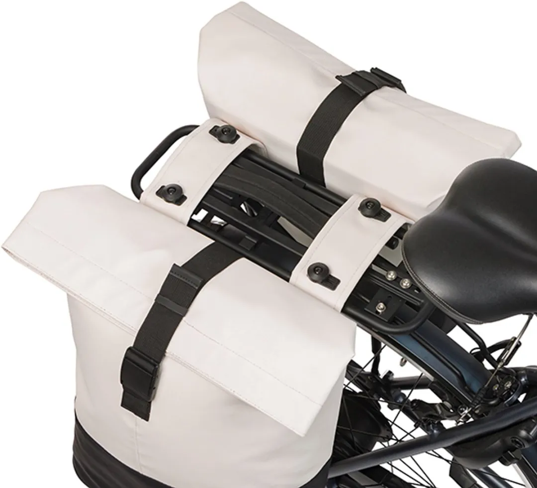 Basil Cove - Dubbele fietstas - 28-32 liter - Incl. MIK adapterplaat - Waterafstotend - Reflectie details - Gerecycled materiaal - wit/zwart