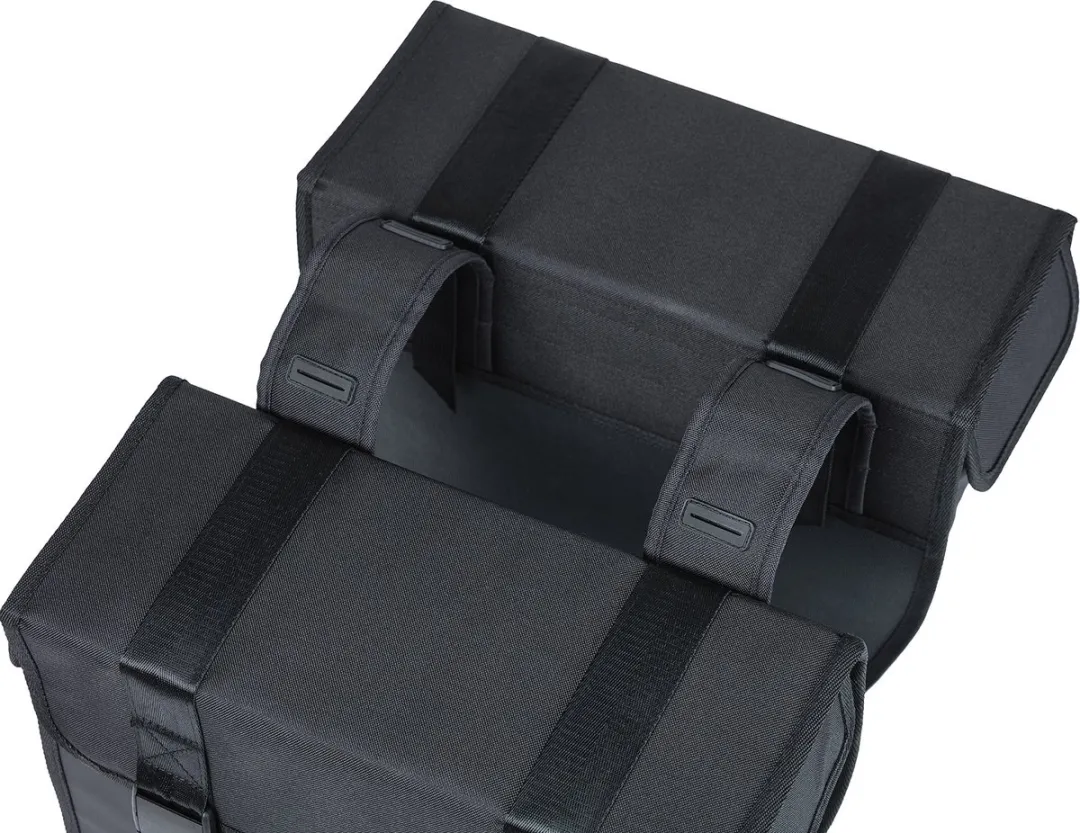Basil Tour XL Dubbele Fietstas 35L - Zwart - afbeelding 6 van 6