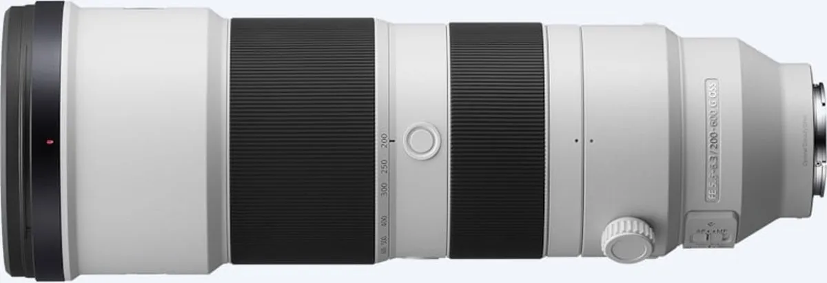 Sony FE 200-600mm F5.6-6.3 G OSS Telezoom - 95mm