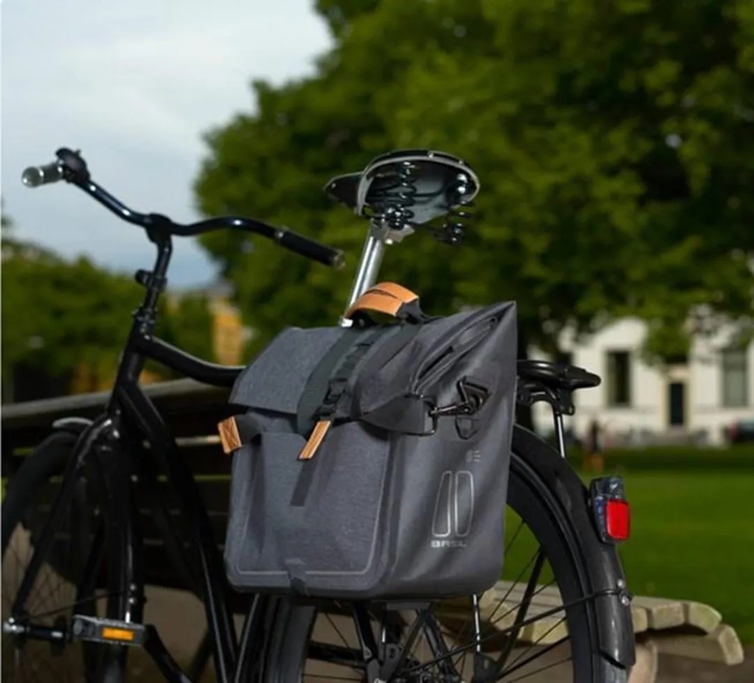 Basil Urban Dry Fietstas 20L - Grijs