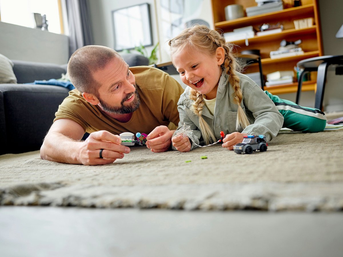 LEGO Marvel Spiderman vs. Mysterio Droneaanval - 76184