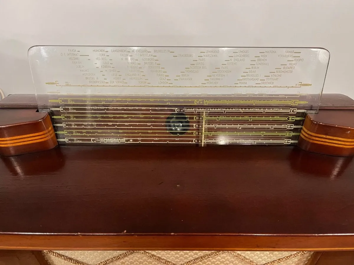 Philips BX680U Vintage Bluetooth Radio - Bruin - afbeelding 4 van 6