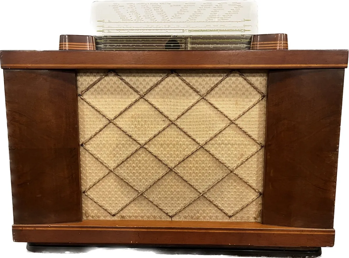 Philips BX680U Vintage Bluetooth Radio