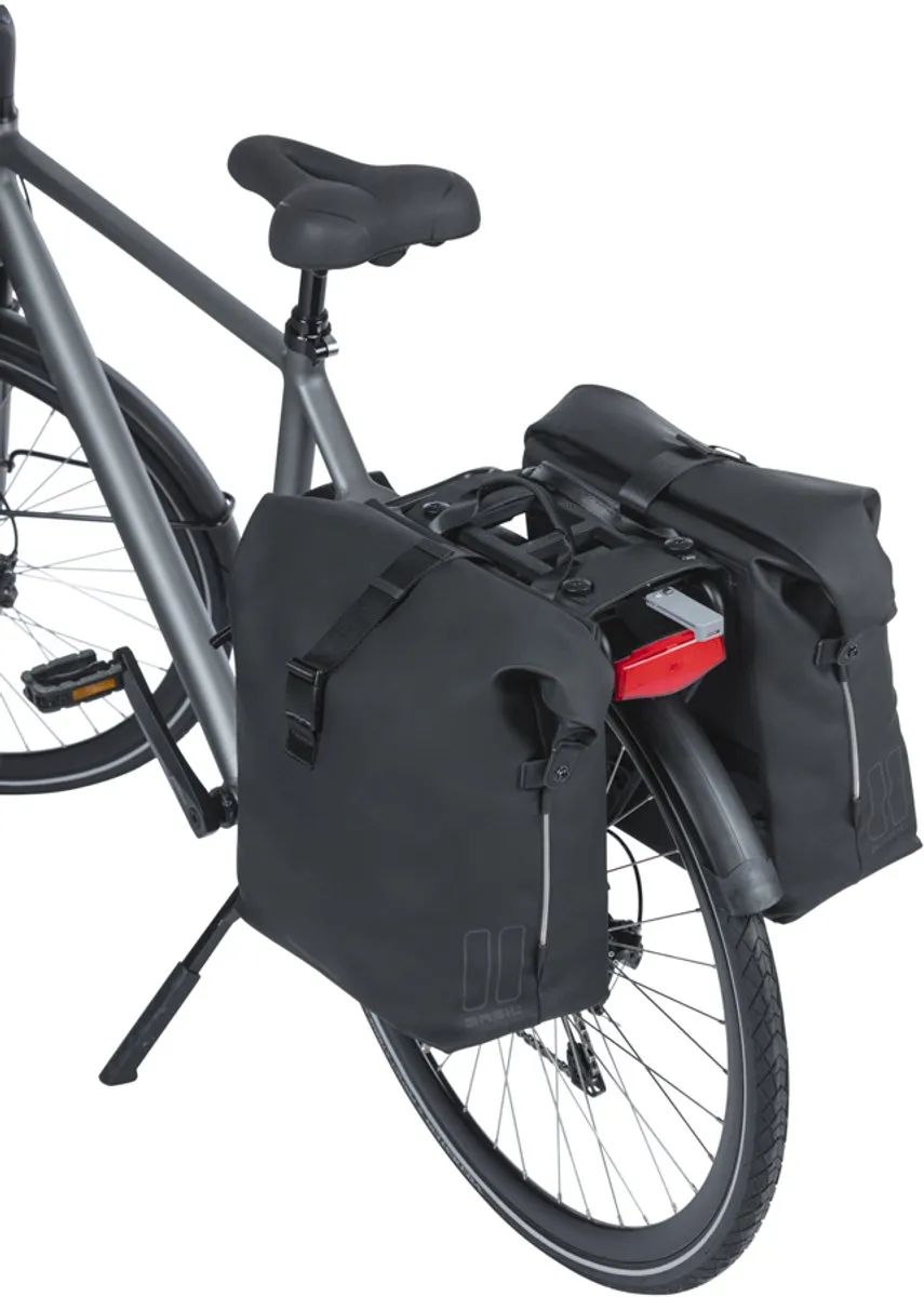 Basil SoHo Dubbele Fietstas - 41L - Zwart - Incl. LED-verlichting