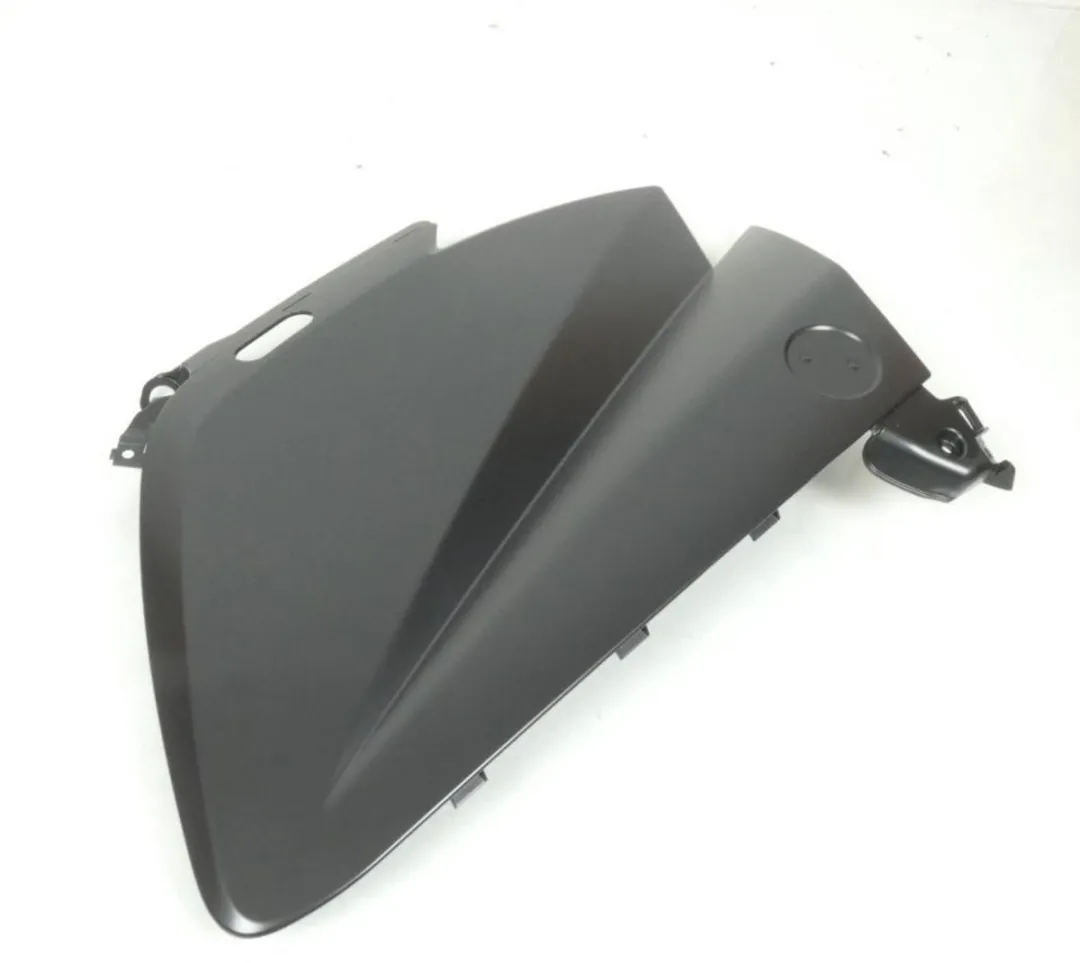 Yamaha 530 TMAX Cache Latéral D - Zwart Mat