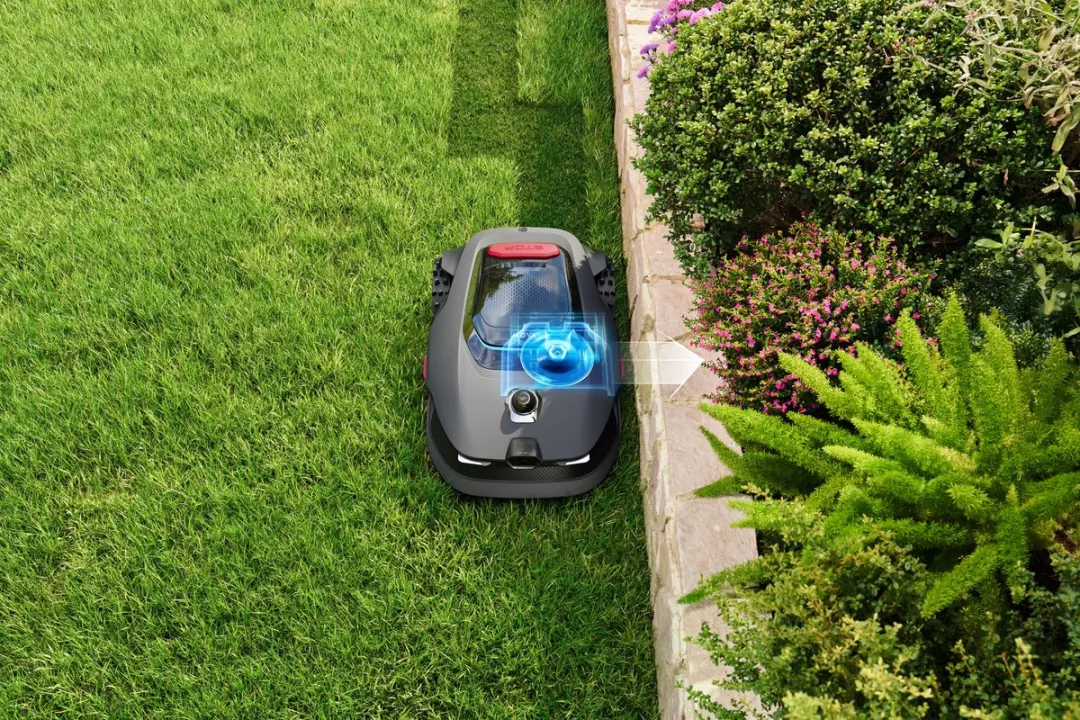 Mova LiDAX Ultra Robotmaaier 800m² - 3D-LiDAR & AI - afbeelding 6 van 6