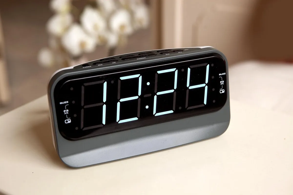 Salora CR616 Wekkerradio - AM/FM - Groot display - Mix