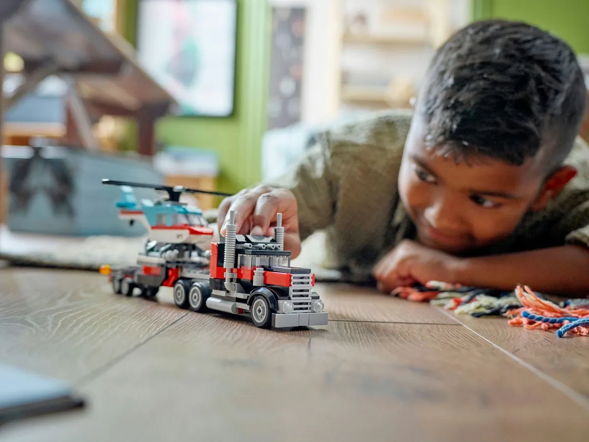 LEGO Creator 3in1 Truck met Helikopter 31146 - 270 Stukken - afbeelding 6 van 6