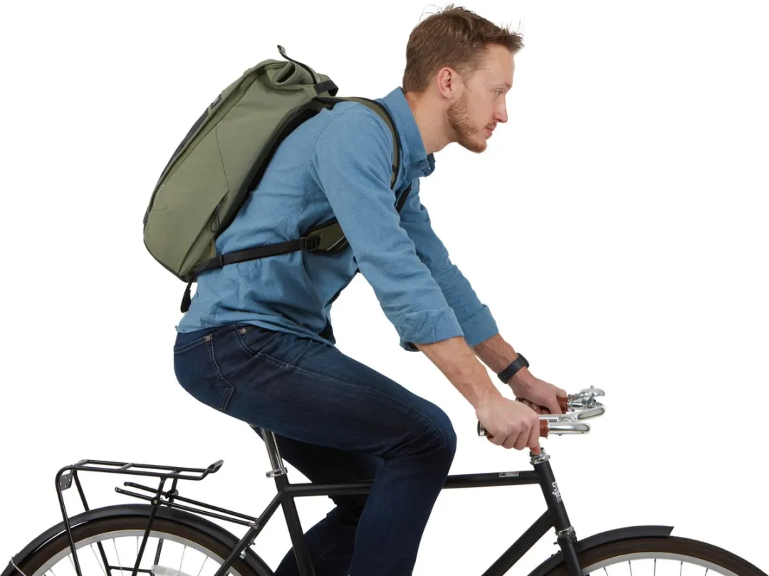 Thule Paramount Commute Backpack 18L