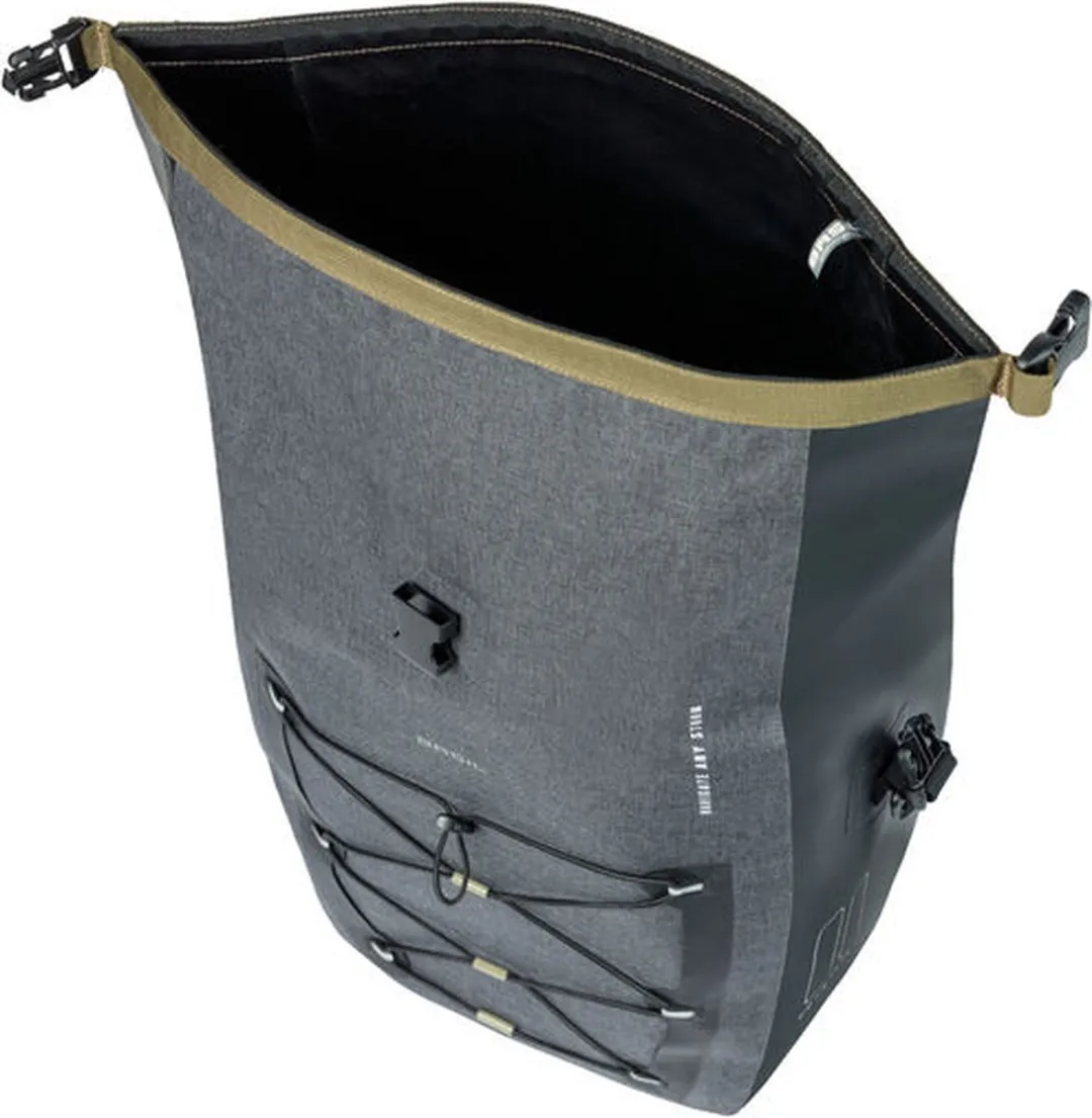 Basil Navigator Storm L Fietstas 25L - Zwart