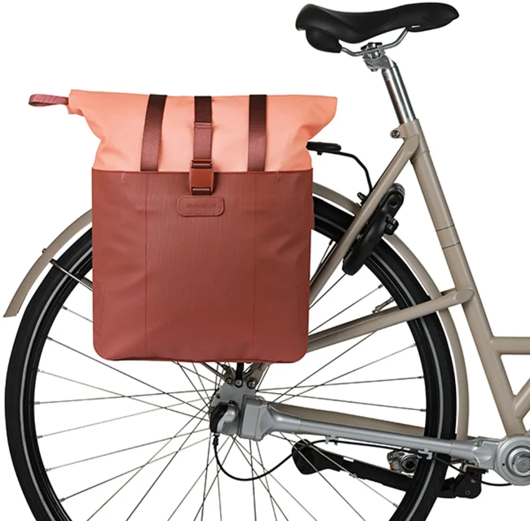 Basil Vive Enkele Fietstas 20L - Roodroze - afbeelding 6 van 6