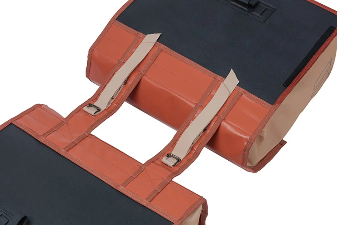Basil Urban Load Dubbele Fietstas 48L - Terra Rood
