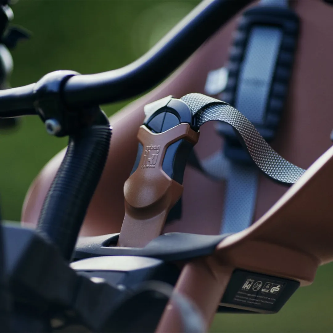 Urban Iki BIO Fietsstoeltje Haniwa Brown/Bincho Black - afbeelding 6 van 6
