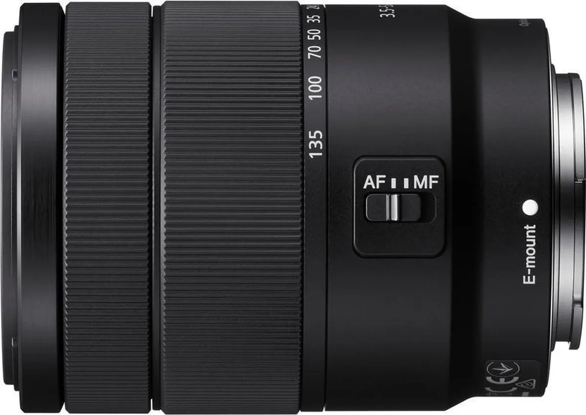 Sony E 18-135mm f/3.5-5.6 OSS Zoomlens - 55mm